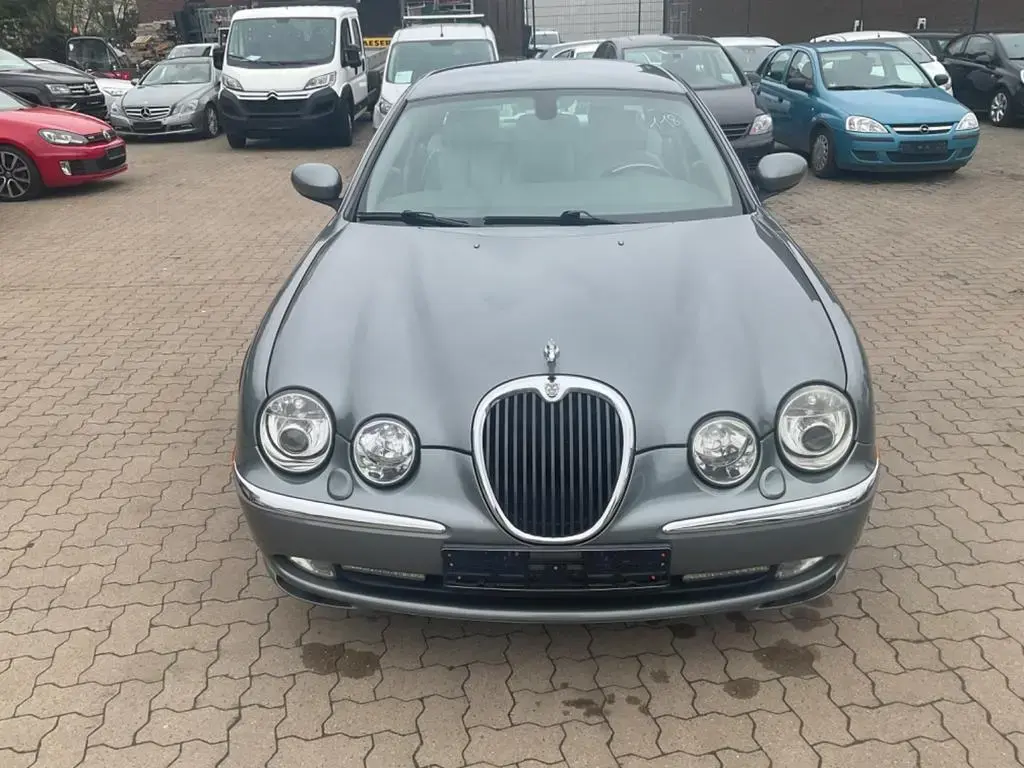 Main__Slider__Photo:Jaguar S-Type 2.5 L V6 Sport 01/2003-1