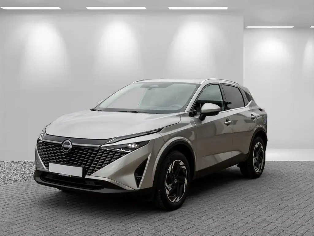 Main__Slider__Photo:Nissan Qashqai Xtronic n-connecta eHeck+ProPILOT+360+Pr 04/2025-1