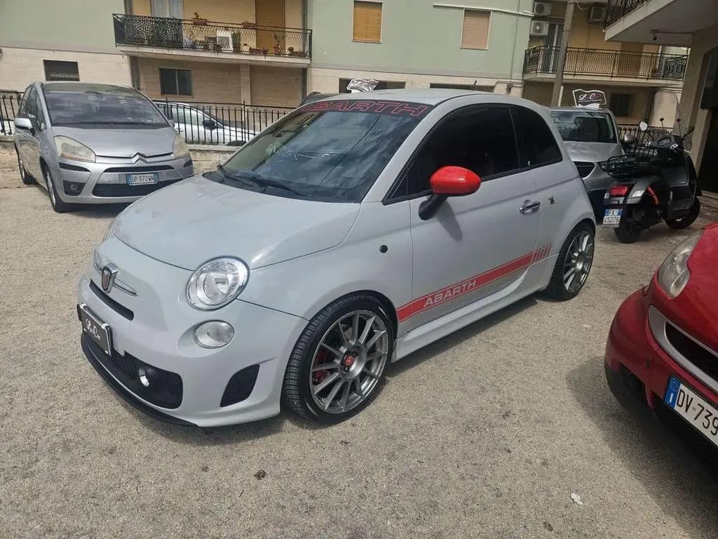 Main__Slider__Photo:Abarth 500 1.4 Turbo T-Jet 09/2009-0