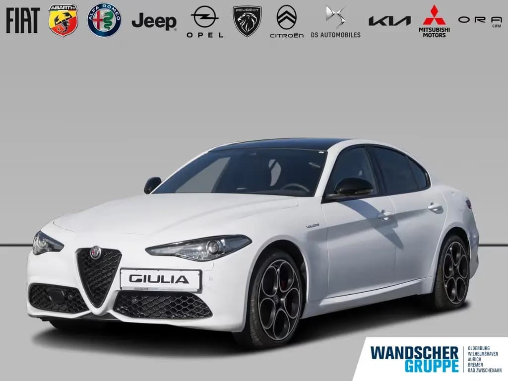 Main__Slider__Photo:Alfa Romeo Giulia Veloce Q4 PANORAMA, ASSISTENZ & PREMIUM 04/2022-0