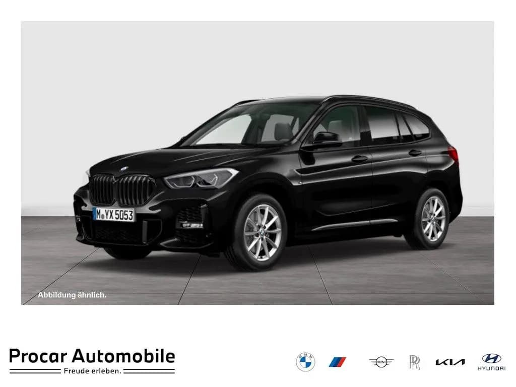 Main__Slider__Photo:BMW X1 sDrive18i M Sport NAVI LED PDC V+H DAB Klima 03/2022-0