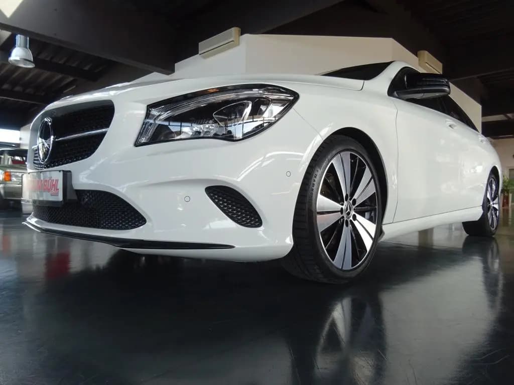 Main__Slider__Photo:Mercedes-Benz CLA-Class 200 SB Urban/ Autom./ Navi/ LED/ Night/ Pano 03/2019-0