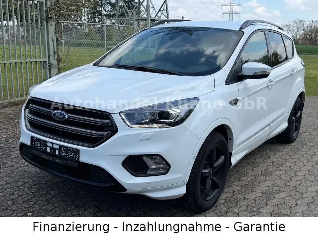 Main__Slider__Photo:Ford Kuga ST-Line 08/2018-1