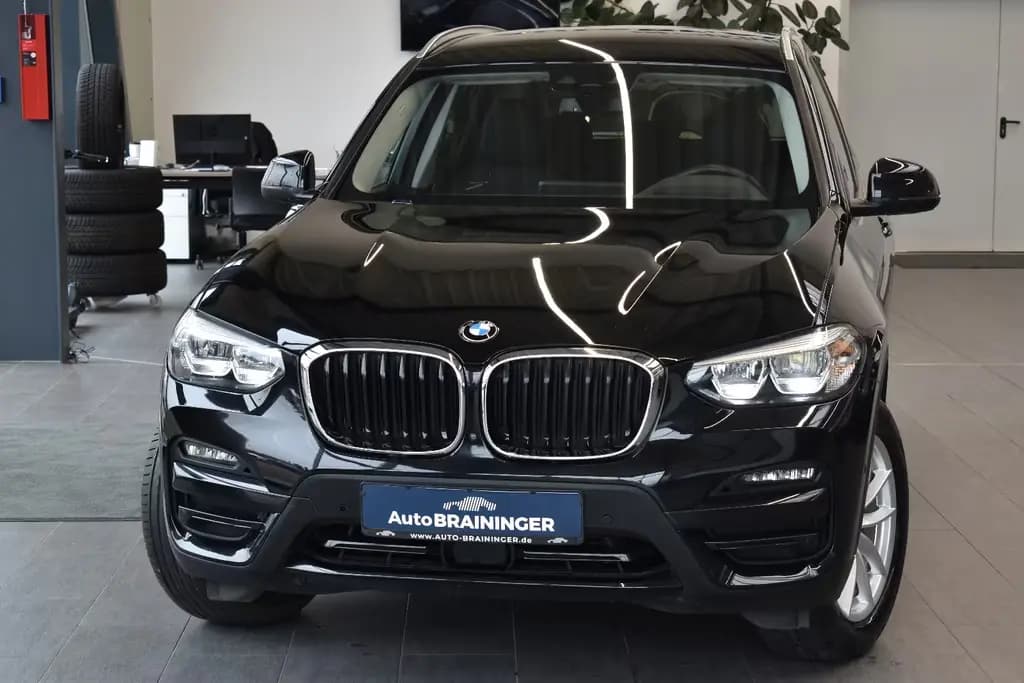 Main__Slider__Photo:BMW X3 xDrive 20d Aut. Advantage LED~LiveC~HUD~RFKam 05/2021-0