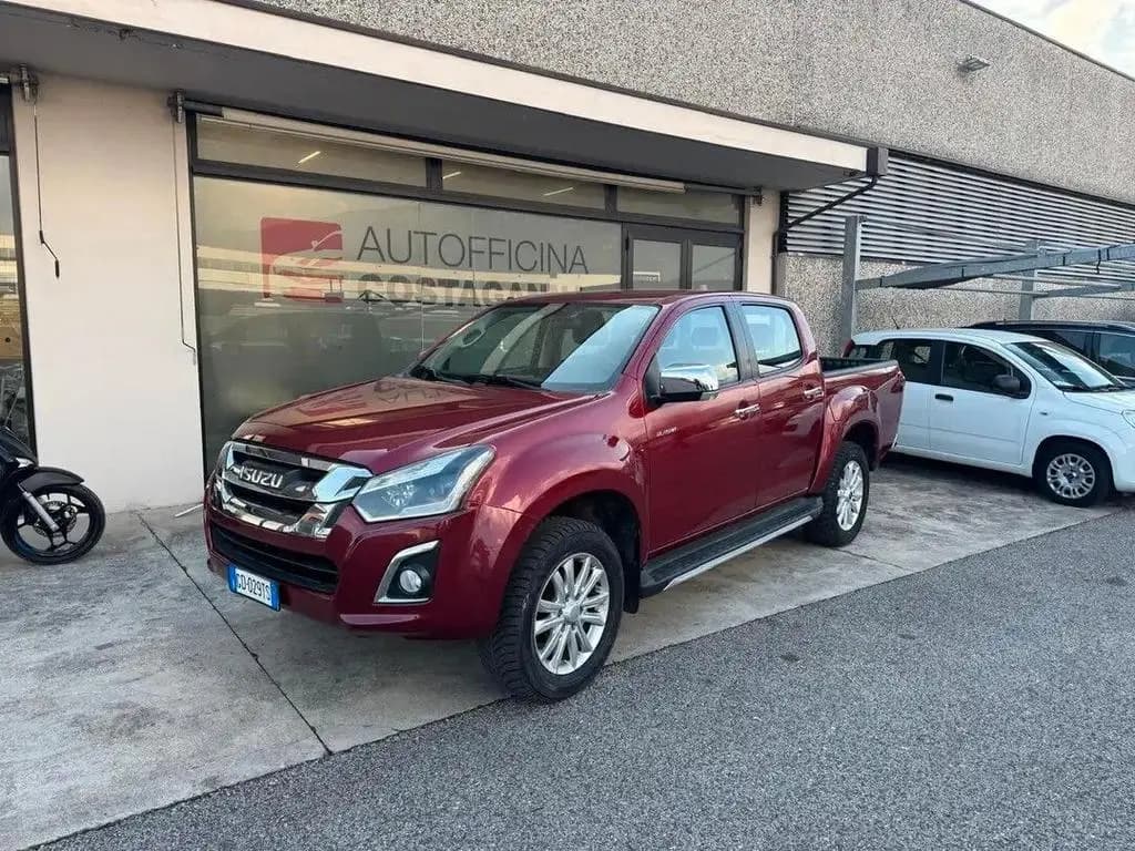Main__Slider__Photo:Isuzu D-Max III 2017 1.9 td crew Quasar 4x4 auto 12/2020-0