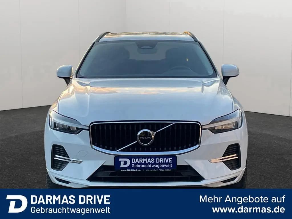 Main__Slider__Photo:Volvo XC60 B4 D AWD Core Android Keyless el.Heckk Ahk 05/2022-0