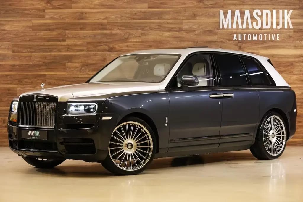 Main__Slider__Photo:Rolls-Royce Cullinan 6.75 V12|Two-Tone|Massage|Pano|Bespoke| 01/2023-0