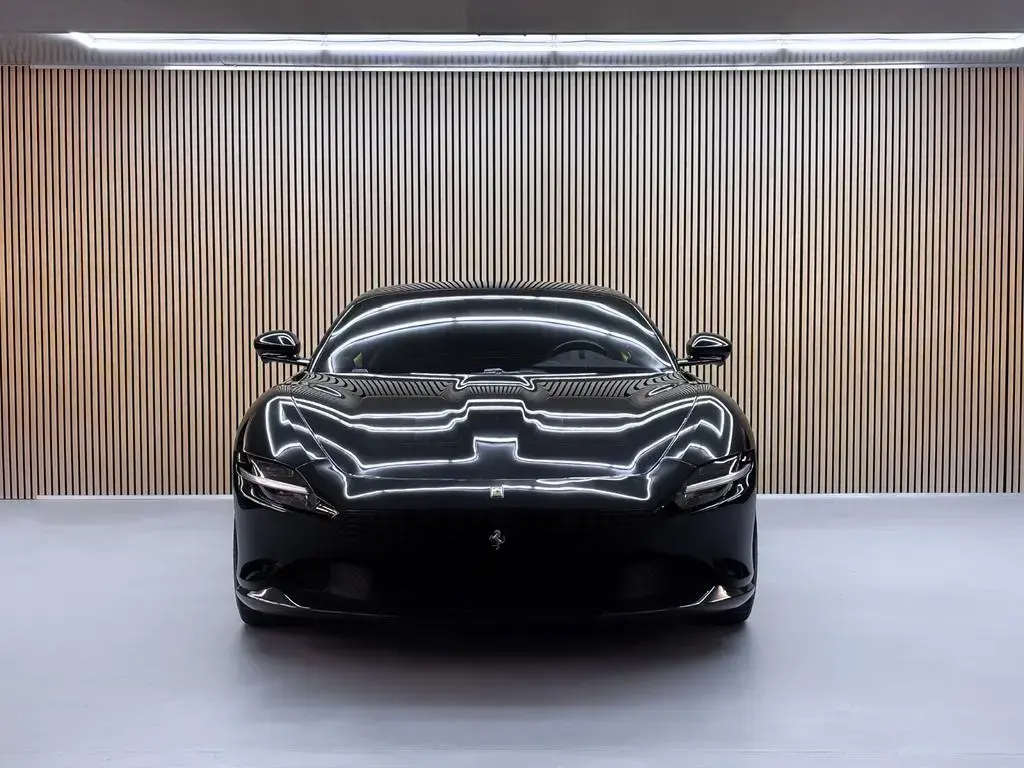 Main__Slider__Photo:Ferrari Roma 11/2022-1