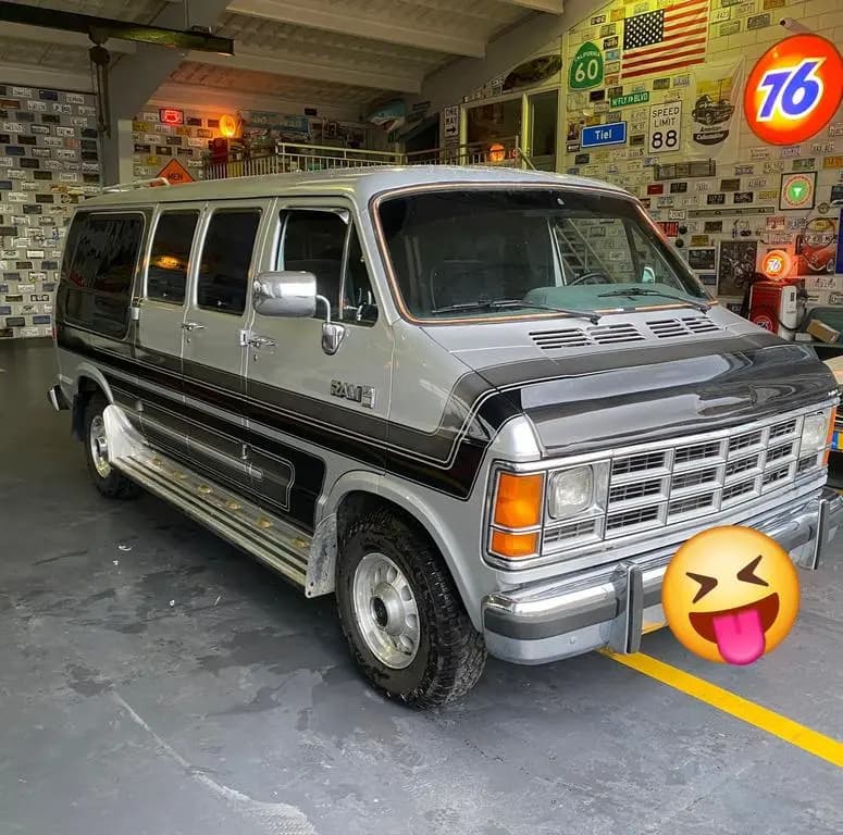 Main__Slider__Photo:Dodge RAM VAN B250 *V8*Oldtimer*H-Kennz*TÜV* 07/1987-0