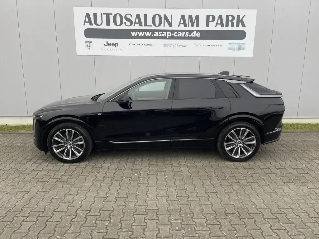 Main__Slider__Photo:Cadillac Lyriq Sport 600e AWD Vollausstattung 12/2024-1