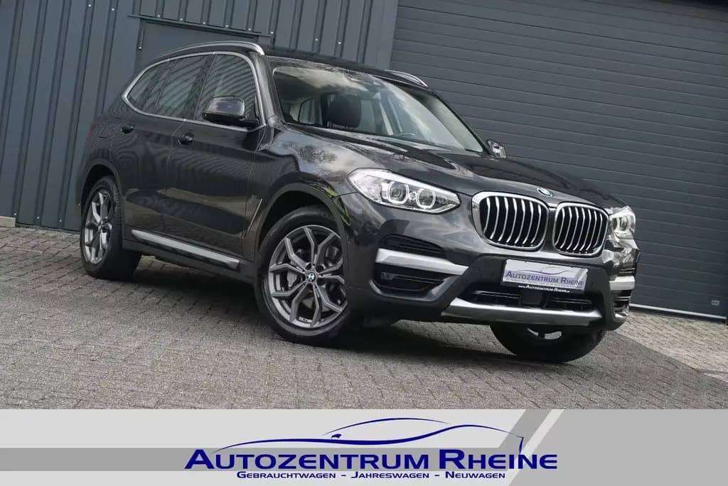 Main__Slider__Photo:BMW X3 xD 30d xLine LED RFK AHK PANO HUD ACC Keyless 06/2021-0