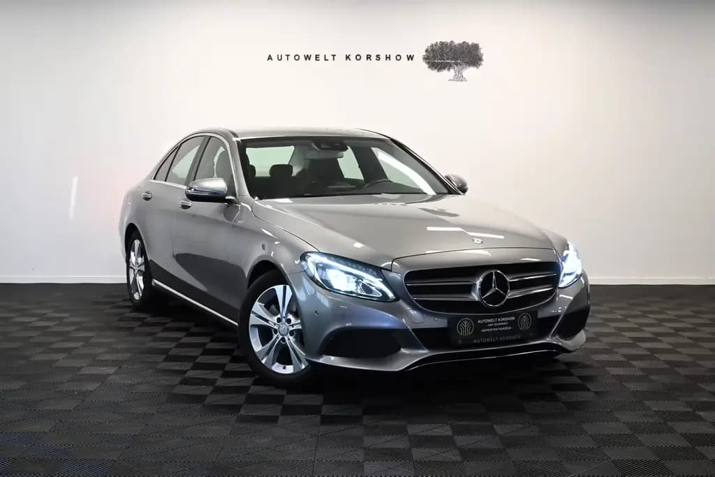 Main__Slider__Photo:Mercedes-Benz C-Class 180 *LED *AHK *2-ZONEN *SHZ *KAMERA *AMBIENTE 05/2016-0