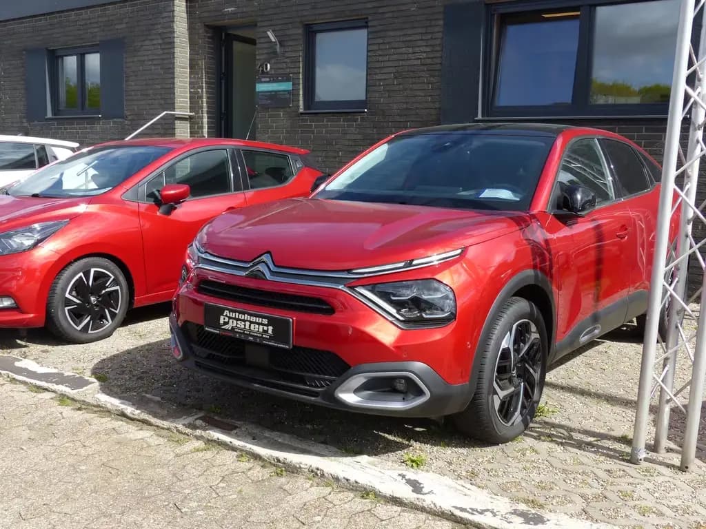 Main__Slider__Photo:Citroën C4 Lim. Max 02/2024-0
