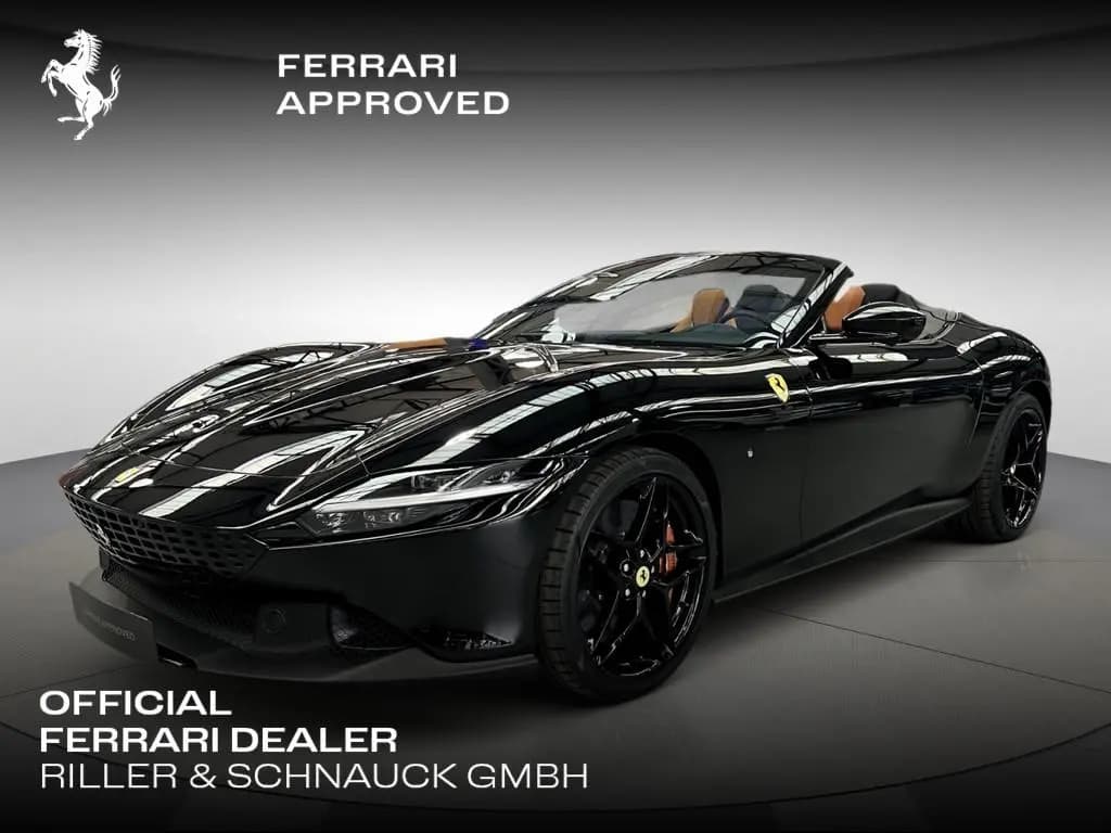 Main__Slider__Photo:Ferrari Roma Spider / Lenkrad mit physischen Knöpfen 02/2026-0