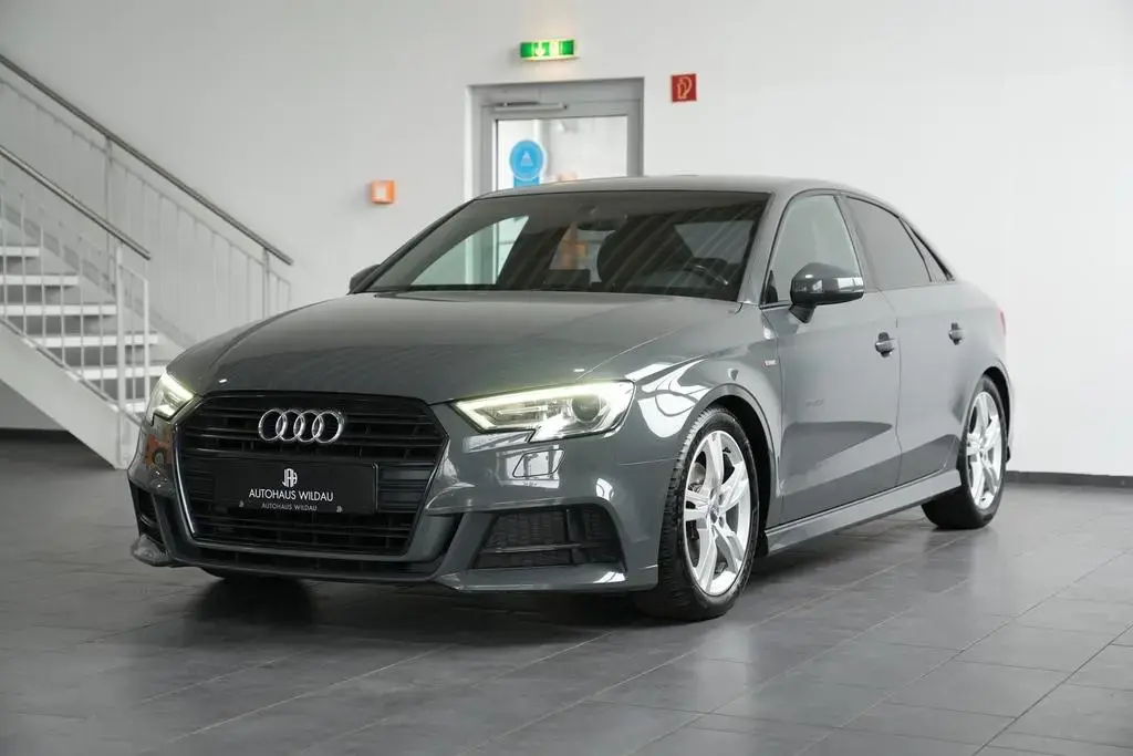 Main__Slider__Photo:Audi A3 Limousine sport 12/2017-1