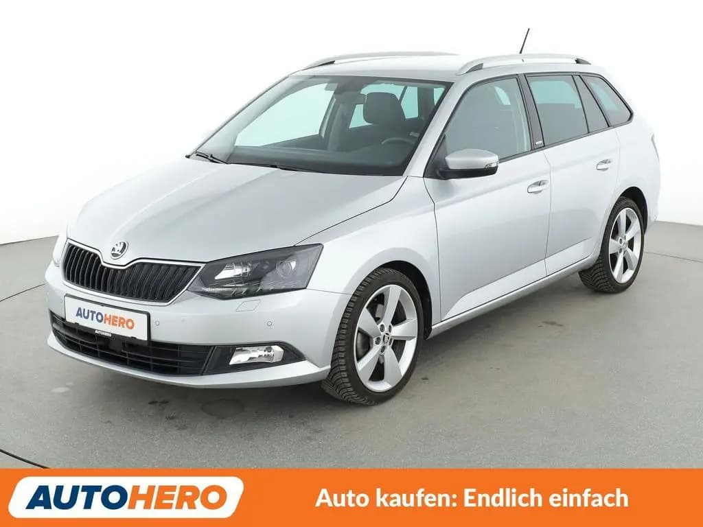 Main__Slider__Photo:Skoda Fabia 1.2 TSI Joy*NAVI*TEMPO*PDC* 07/2016-0