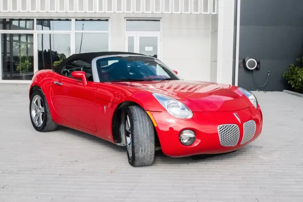 Main__Slider__Photo:Pontiac Solstice 07/2006-0