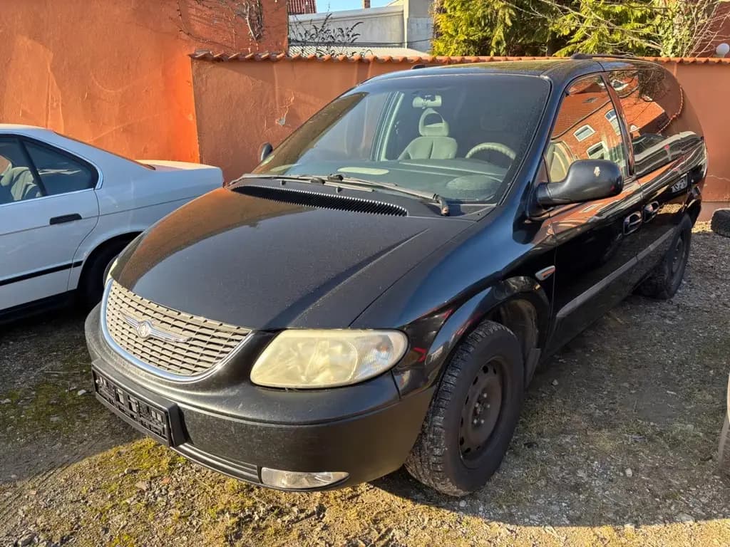 Main__Slider__Photo:Chrysler Voyager 3.3 Grand Voyager Limited 06/2004-0