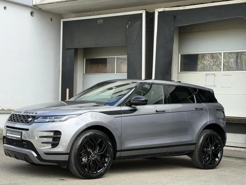 Main__Slider__Photo:Land Rover Range Rover Rover Evoque R-Dynamic Black LED Pano 360° 03/2023-0