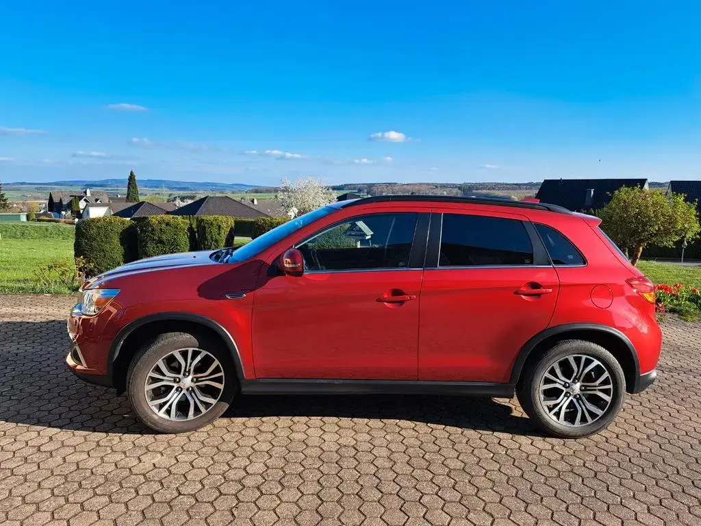 Main__Slider__Photo:Mitsubishi ASX 1.6 MIVEC Diamant Edition+ | AHK 06/2017-1