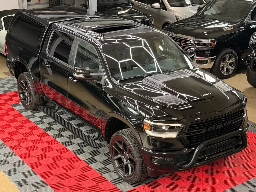 Main__Slider__Photo:Dodge RAM 1500 5.7 HEMI 4X4 LARAMIE PANO 360° HUD LPG 10/2021-0