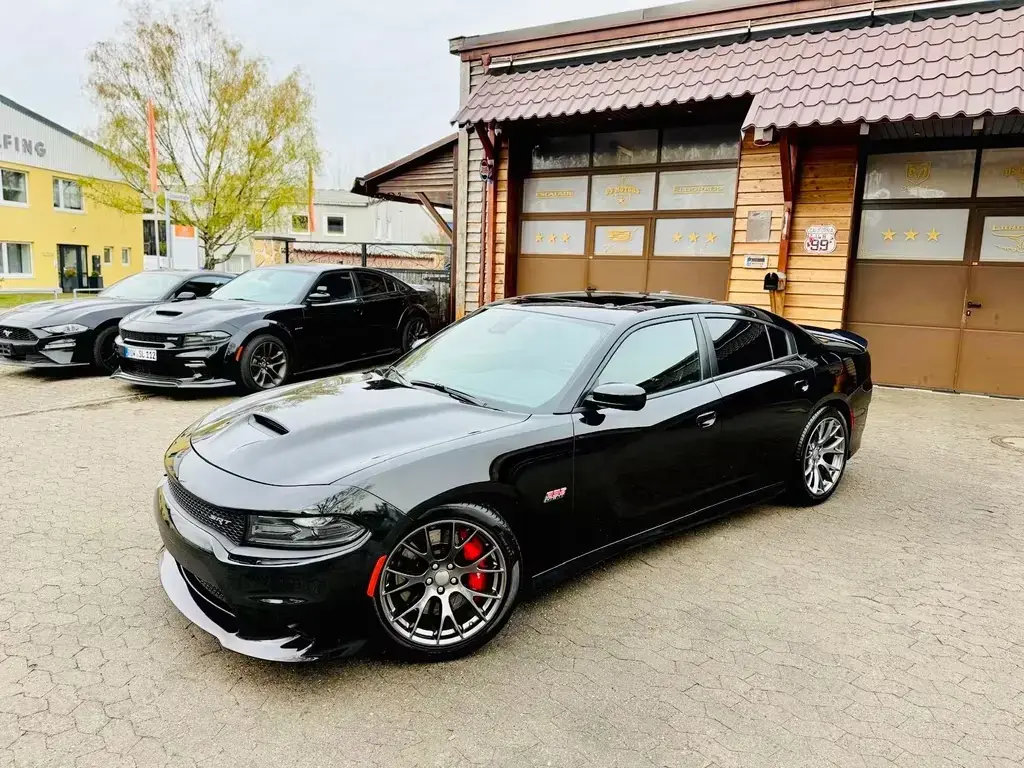 Main__Slider__Photo:Dodge Charger EU*UNFALLFREI*6,4*SRT*SCAT BACK*BREMBO*RADAR 02/2016-1
