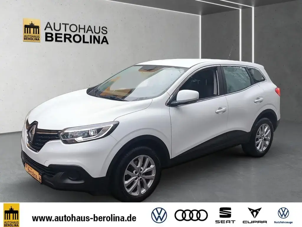 Main__Slider__Photo:Renault Kadjar 1.2 TCe 130 Life ENERGY *GRA* 03/2018-1