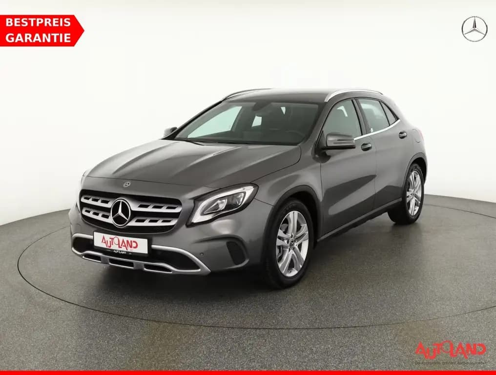 Main__Slider__Photo:Mercedes-Benz GLA-Class 180 LED Navi Sitzheizung Teilleder PDC ACC 06/2018-0