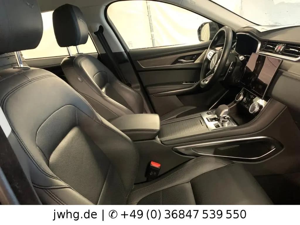 Main__Slider__Photo:Jaguar F-Pace AWD Facelift ACC|DIGITAL-COCKPIT|360° 06/2021-0