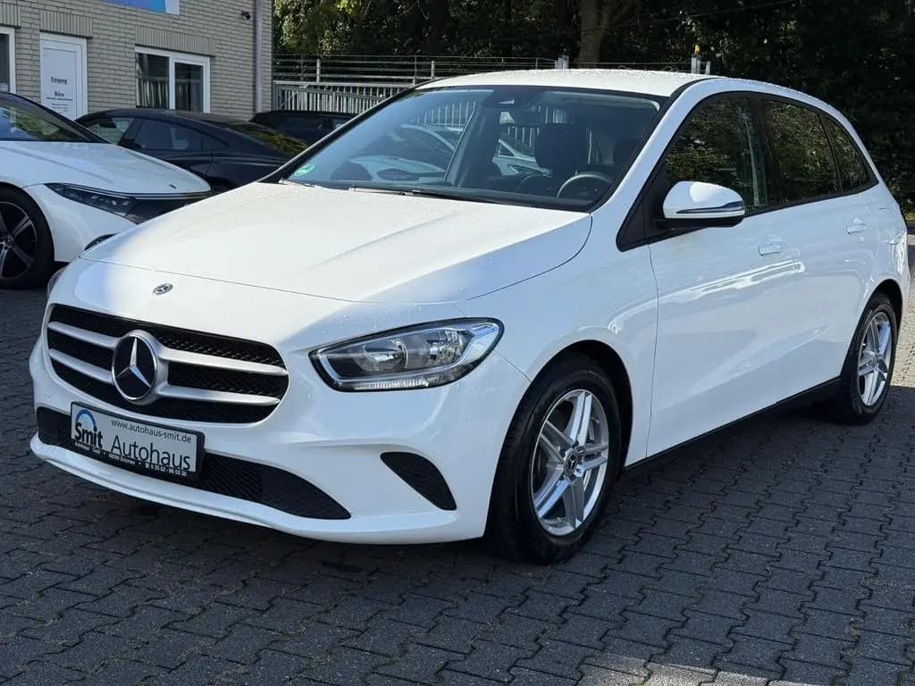 Main__Slider__Photo:Mercedes-Benz B-Class 180*Teilleder*Tempomat 08/2020-0