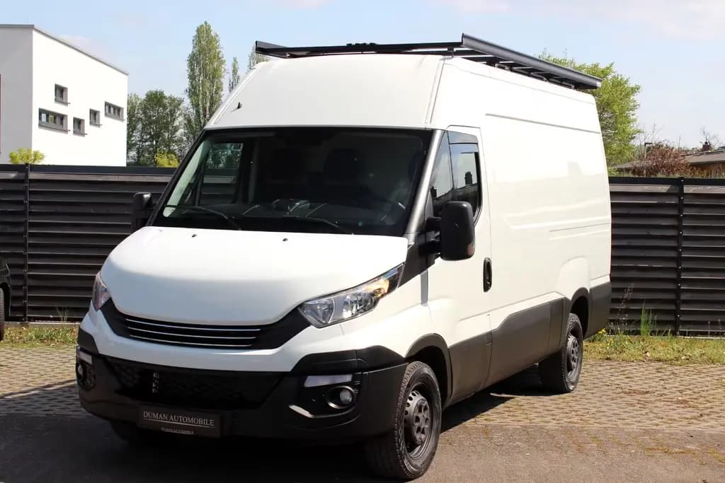 Main__Slider__Photo:Iveco Daily 3.0HPI Automatik HKa 35 S 3520 3-SITZ AHK 04/2018-0