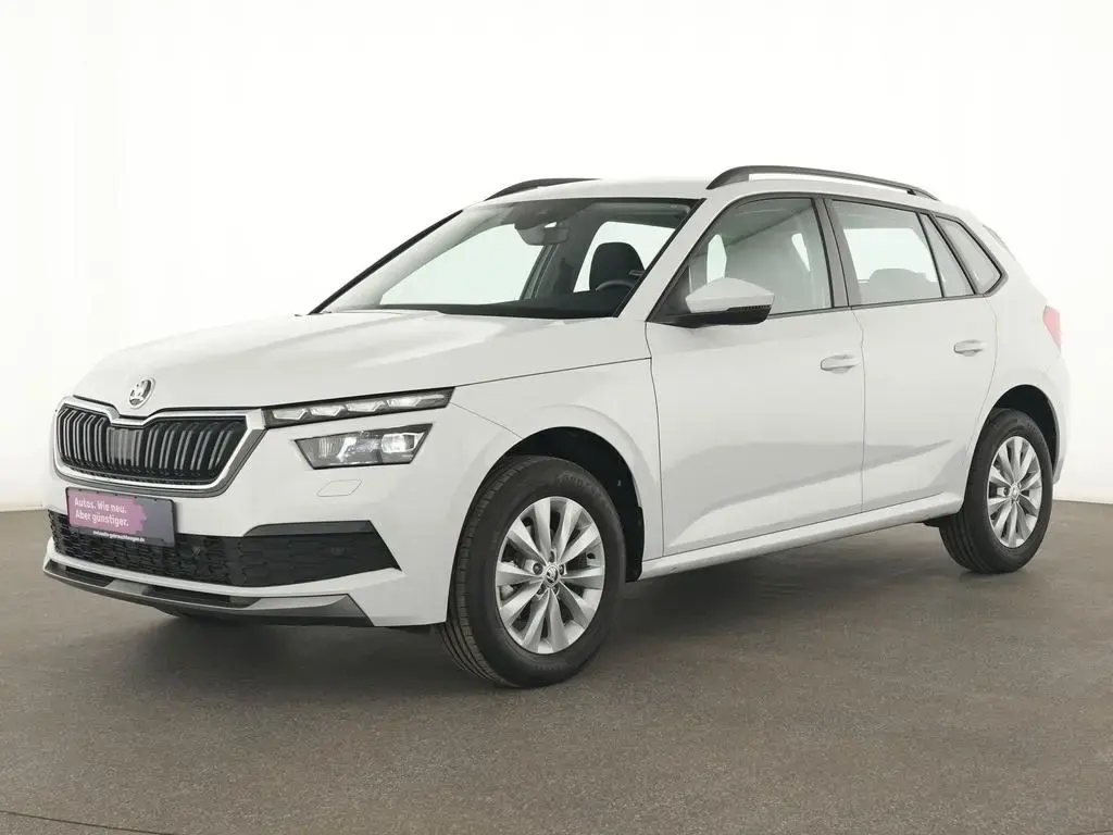 Main__Slider__Photo:Skoda Kamiq Ambition Kamera|LED|Kessy|CarPlay|SHZ|PDC 03/2022-1