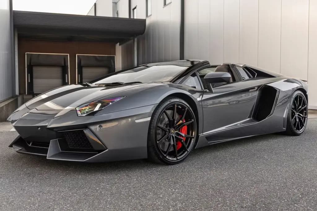 Main__Slider__Photo:Lamborghini Aventador LP700-4 Roadster - Grigio Estoque - Ca 02/2015-0