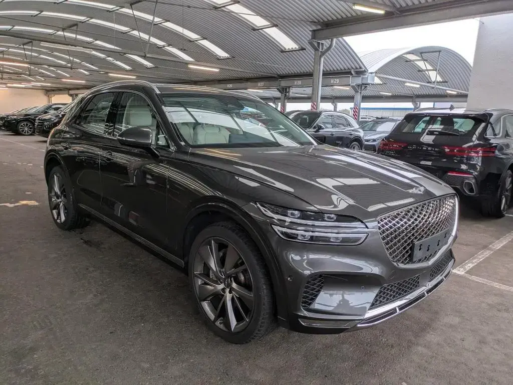 Main__Slider__Photo:Genesis GV70 Luxury 4WD|21"|Panorama| 11/2024-1