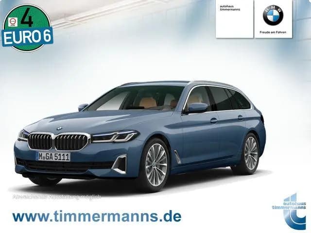 Main__Slider__Photo:BMW 5 Series 520d Touring H&K HUD DrAss ParkAss Standhz 09/2022-0