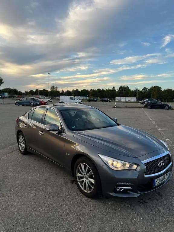 Main__Slider__Photo:Infiniti Q50 2.2d Automatik - 05/2016-0