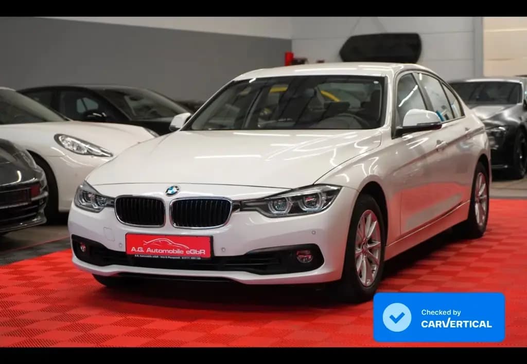 Main__Slider__Photo:BMW 320 i F30 Advantage *Unfallfrei*Wenig-Km* 01/2017-0