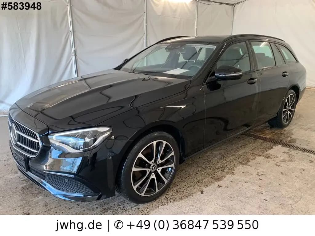 Main__Slider__Photo:Mercedes-Benz E-Class 220 T d Avantgarde|Virtual|Night|Distr+|Memory 06/2022-0