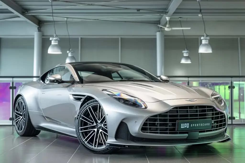 Main__Slider__Photo:Aston Martin DB12 4.0 V8 05/2024-0