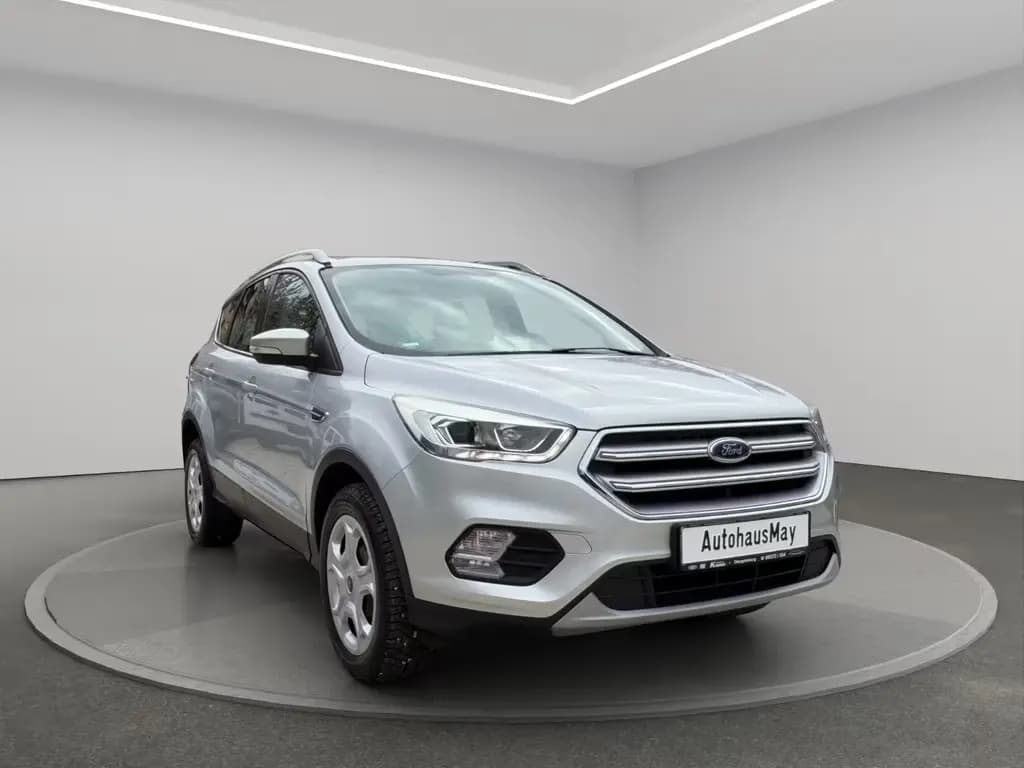 Main__Slider__Photo:Ford Kuga Cool & Connect 11/2018-0
