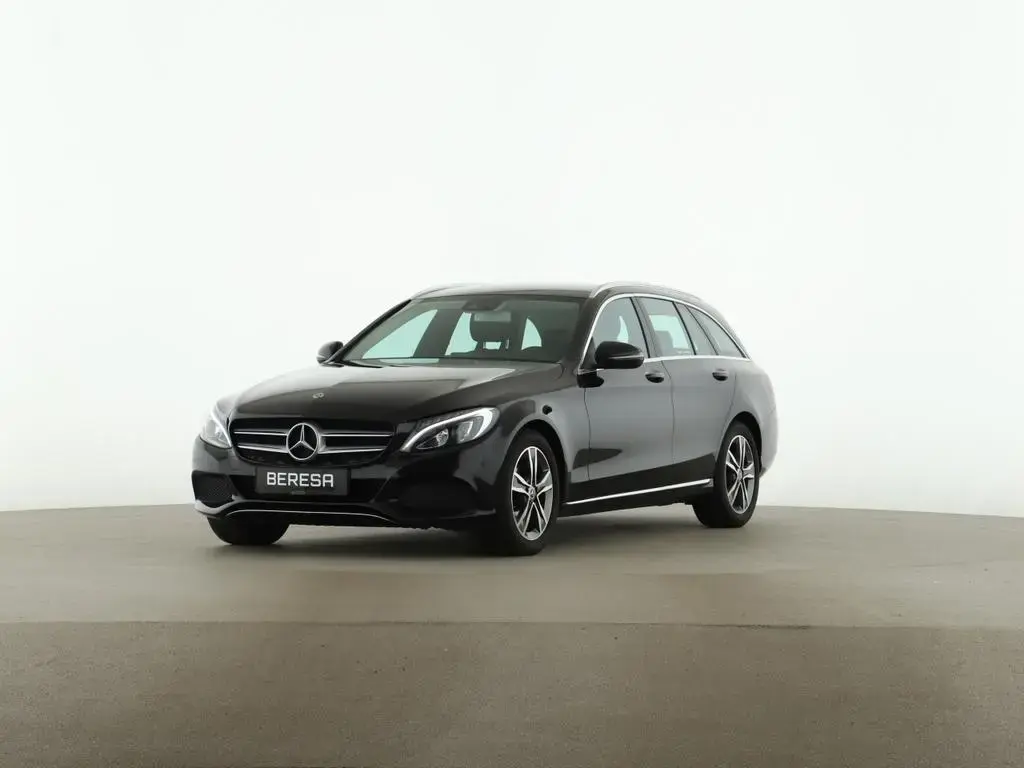 Main__Slider__Photo:Mercedes-Benz C-Class 180 T Avantgarde LED Sitzhz PDC Metallic 06/2017-1