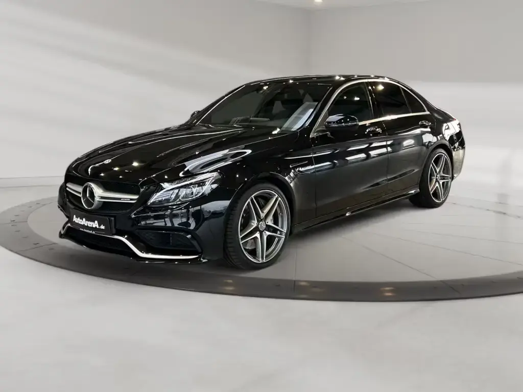 Main__Slider__Photo:Mercedes-Benz AMG C 63 AMG+Comand+Fahrassist+HUD+Perf-AGA+Cam 07/2017-1
