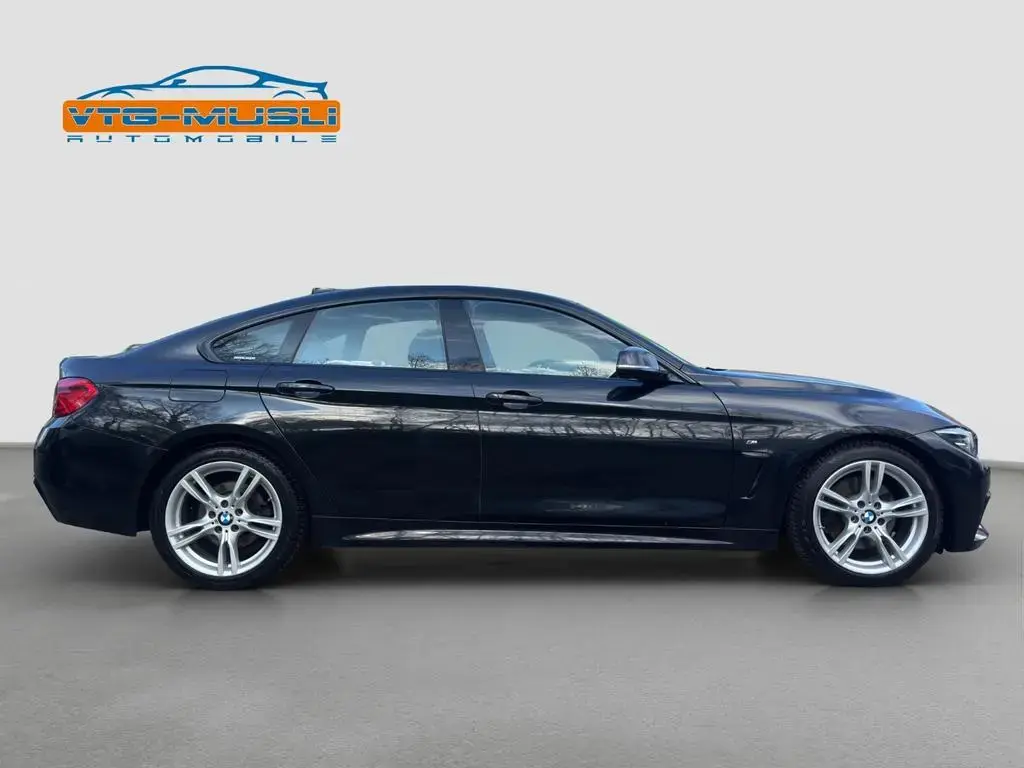Main__Slider__Photo:BMW 4 Series 430i * M-Paket * Automatik * 252 PS * LCI * 12/2017-1