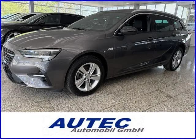 Main__Slider__Photo:Opel Insignia ST Business HEAD-UP+AHK+KAMERA+SPUR+SHZ 01/2023-0