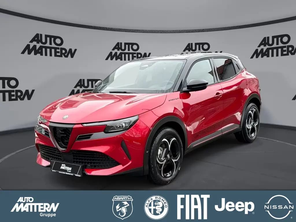 Main__Slider__Photo:Alfa Romeo Junior 1.2 VGT Mild Hybrid Speciale +Tech Paket 03/2026-0