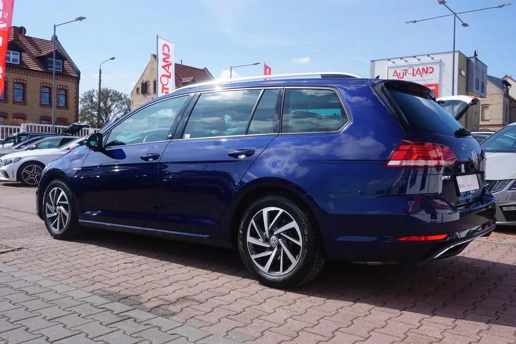 Main__Slider__Photo:Volkswagen Golf VII Variant 1.5 TSI Sound Navi ACC Kamera 11/2017-0