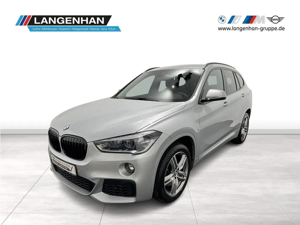 Main__Slider__Photo:BMW X1 xDrive20i M Sportpaket HiFi LED RFK Navi Shz 05/2019-0
