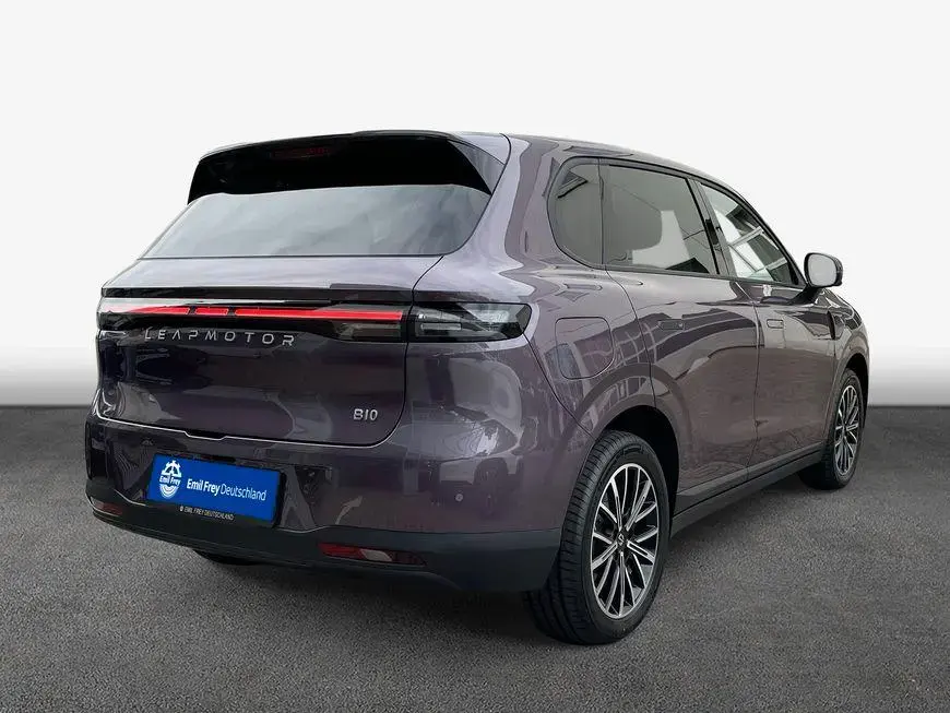 Main__Slider__Photo:Leapmotor B10 67,1 kWh Design Pro Max 160 kW, 5-türig (Str null-1