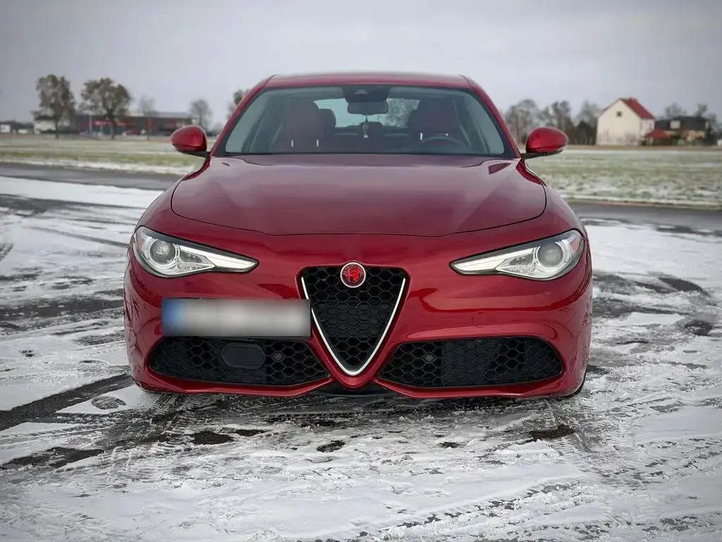 Main__Slider__Photo:Alfa Romeo Giulia Sportivo q4 04/2018-1