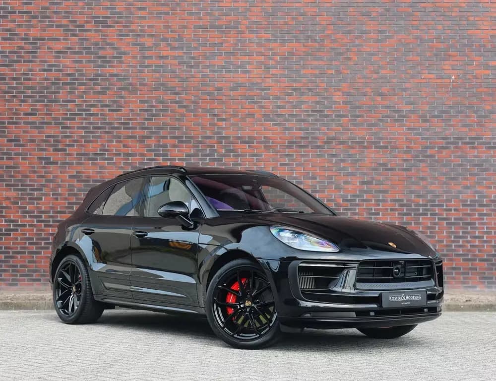 Main__Slider__Photo:Porsche Macan GTS | SportDesign - Sport Chrono - Pano 01/2023-0